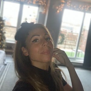 Meet your Posher, Marie-geneviève